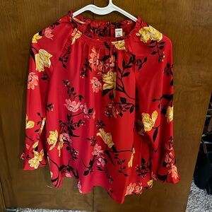 Old navy floral blouse